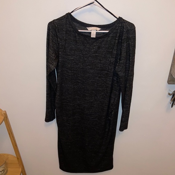 H&M Dresses & Skirts - H&M Maternity knit dress